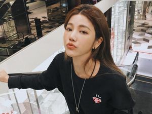 Cantiknya Awet, Penampakan 10 Wanita yang Berhenti Menua