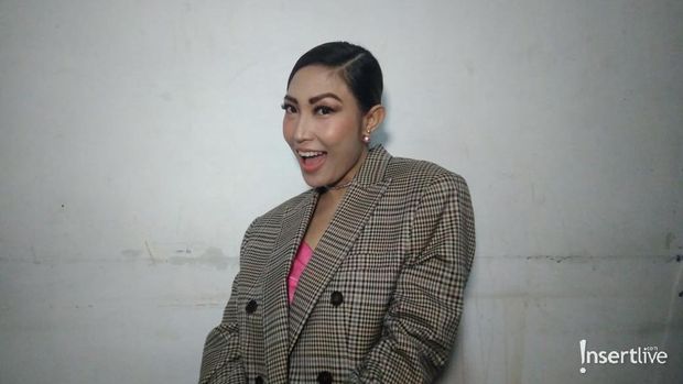 Ayu Dewi