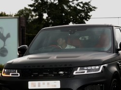 Koleksi Mobil Penyerang Tottenham Hotspur Son Heung-min