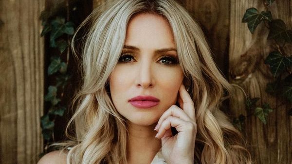 Pesona Ratu Kecantikan yang Kini Jadi Tentara, Dulunya Gelandangan