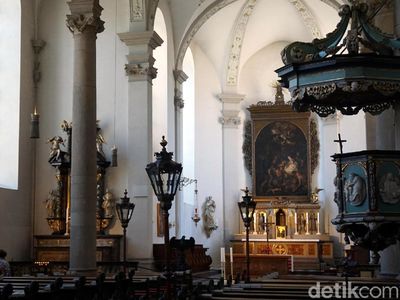 Foto: Katedral Bergaya Baroque yang Keren di Jerman