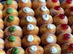 Laris Manis! Penjual Ini Mampu Jual 800 Donat Bomboloni dalam 1 Jam