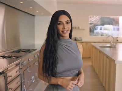 Potret Rumah Super Minimalis Kim Kardashian Bernilai Rp 849 Miliar