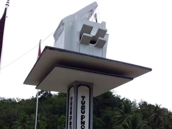 Foto: Ini Tugu Photocopy yang Hebohkan Dunia Maya