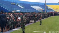 Sejumlah petugas keamanan pun nampak siap siaga untuk mengamankan jalannya pertandingan leg kedua final Piala Presiden 2019. Muhammad Aminudin/Dok. Detikcom.