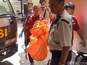 Kepala Mayat Dalam Koper Dievakuasi ke RS Bhayangkara Kota Kediri