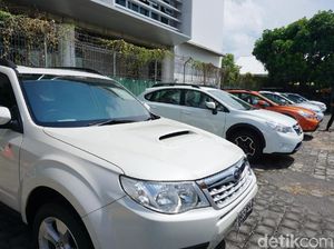 Berburu Mobil Lelang Subaru di Kantor Bea Cukai Berburu Mobil Lelang Subaru di Kantor Bea Cukai