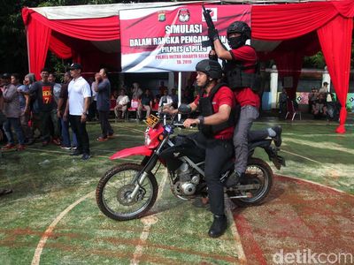 Polres Metro Jaksel Gelar Simulasi Pengamanan TPS