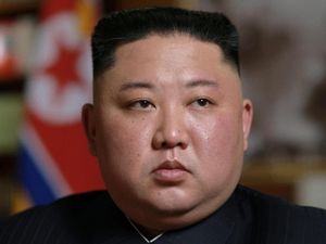 Kim Jong-Un Marahi Pejabat-pejabat Korut Terkait Persiapan Jelang Topan Kim Jong-Un Marahi Pejabat-pejabat Korut Terkait Persiapan Jelang Topan