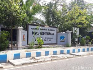 Kadishub Bojonegoro Kaget Dijadikan Tersangka Kasus Perzinaan Kadishub Bojonegoro Kaget Dijadikan Tersangka Kasus Perzinaan