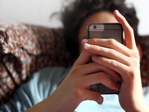 Kiat Mencegah Perundungan Dunia Maya Berlanjut Jadi Kekerasan Dunia Nyata