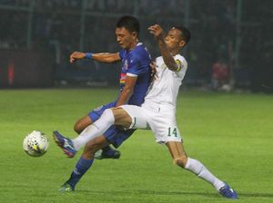 Kalahkan Persebaya, Arema Angkat Trofi Piala Presiden di Kanjuruhan