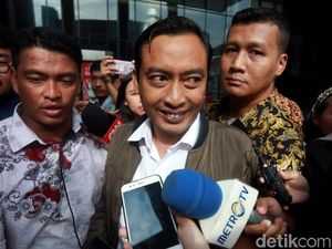 Senyum Gugus Joko Waskito Usai Diperiksa KPK