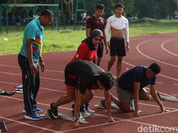 Ciptakan Nuansa Lebaran di China untuk Zohri dkk, Pelatih Borong Nastar