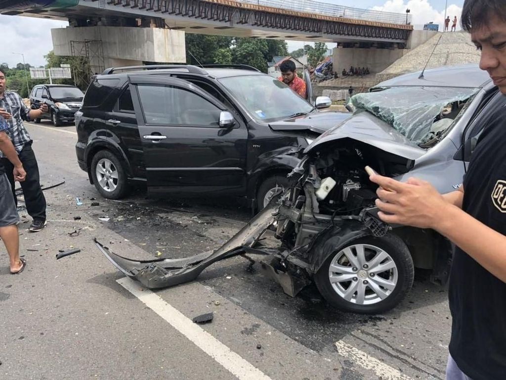 Pelajaran Berharga dari Kecelakaan Tol JORR, Perhatikan Kecepatan Pelajaran Berharga dari Kecelakaan Tol JORR, Perhatikan Kecepatan