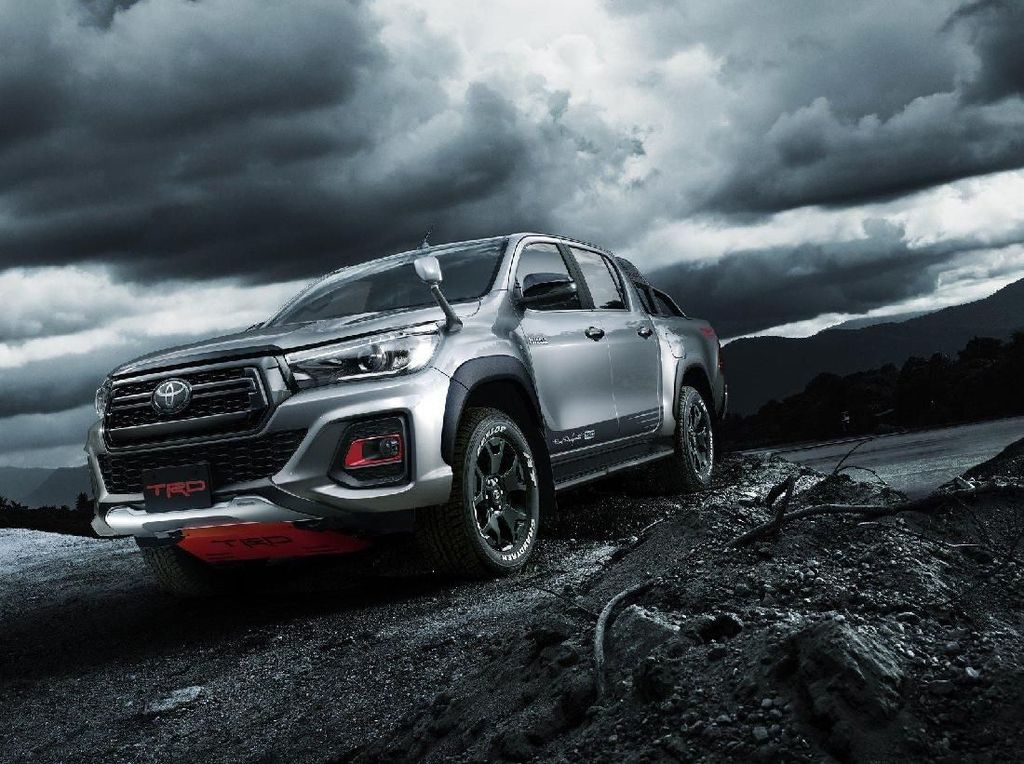 Pikap Sangar, Toyota Hilux Black Rally Edition Pikap Sangar, Toyota Hilux Black Rally Edition