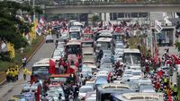 Gaspol Konvoi Massa Pro Jokowi-Maruf Padati Jalan Sudirman