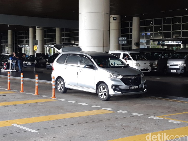 Orang Malaysia Terobos Macet Tanpa Klakson Bising