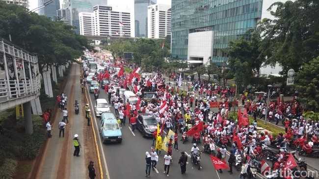 Fadli Zon Klaim Kampanye Akbar Prabowo Sulit Ditandingi Jokowi