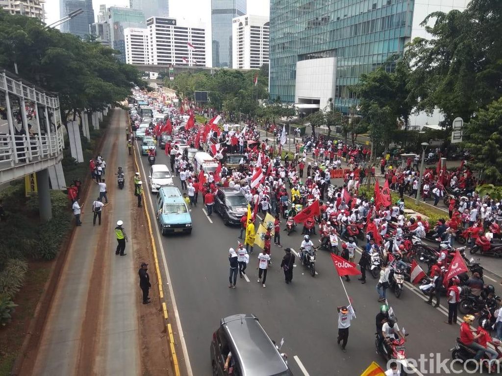 Pendukung Jokowi Konvoi dari Sudirman ke GBK