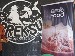 Panas Membara! Preksu Sajikan Ayam Geprek Pedas Berkali Lipat