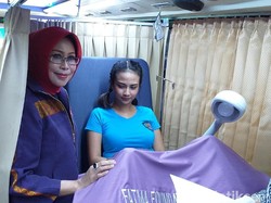 Vanessa Angel Tes Kanker Serviks dan Payudara di Rutan Medaeng