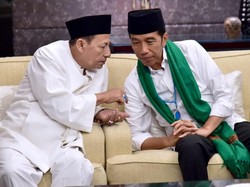 Habib Luthfi Beri Tasbih ke Jokowi, TKN: Bukan karena UAS Beri Prabowo