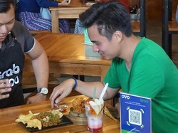 Bikin Ngiler, Baim Wong Jajan Pedas Manis di Yogyakarta