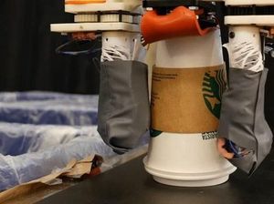 Kurangi Sampah, Ilmuwan Ciptakan Robot Daur Ulang Sampah