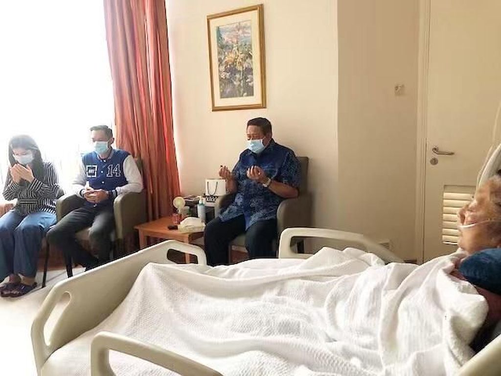 MUI Doakan Ani Yudhoyono Husnul Khatimah: Beliau Contoh Teladan MUI Doakan Ani Yudhoyono Husnul Khatimah: Beliau Contoh Teladan