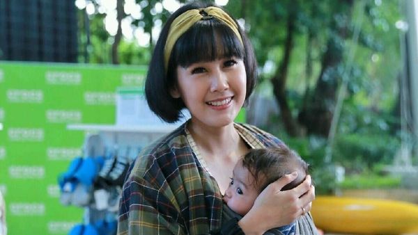 Meski Kewalahan, Ardina Rasti Nikmati Urus Anak