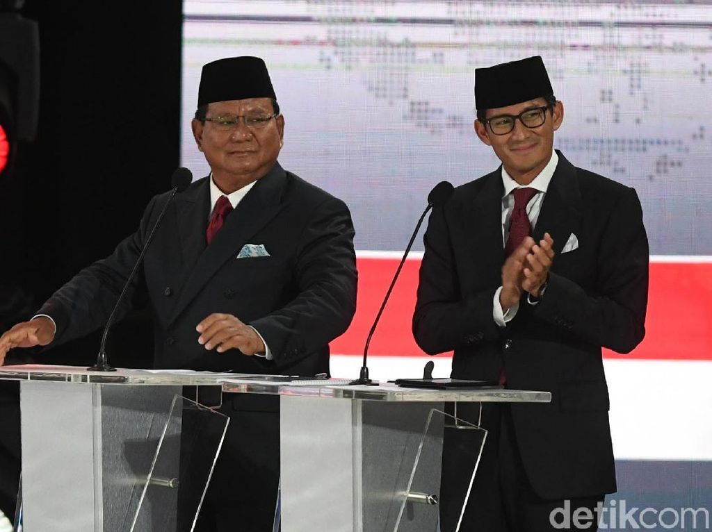 Prabowo-Sandi Janji Tak Ambil Gaji, Apresiasi Uang Relawan Prabowo-Sandi Janji Tak Ambil Gaji, Apresiasi Uang Relawan