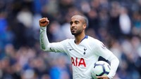 Lucas Moura membuat absennya Harry Kane tak terlalu terasa. Dia bikin hat-trick kala Tottenham Hotspur menang 4-0 atas Huddersfield Town. (Foto: REUTERS/Eddie Keogh)