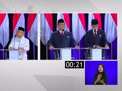 Sandi Contohkan Keluhan Ibu Mia, Jokowi: Ibu Ini Tak Bisa Jadi Patokan!