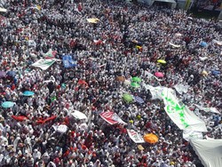 Penampakan Massa Pro-Jokowi Jelang Konser Putih Bersatu