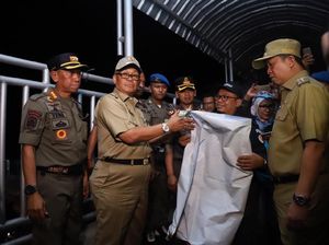 Wali Kota Jakut Turun Gunung Tertibkan Baliho Caleg-Capres