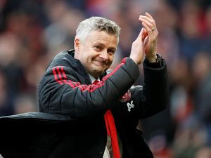 Van Gaal Kritik Solskjaer Lagi: Senang Banget Parkir Bus?