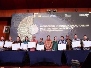 Komitmen Pemerintah Bawa Indonesia ke Puncak Wisata Halal Dunia