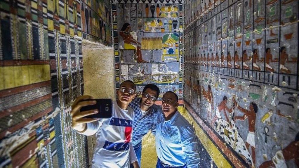 Melihat Bagian Dalam Makam 4 Ribu Tahun di Mesir, Ada Gambar Pemiliknya