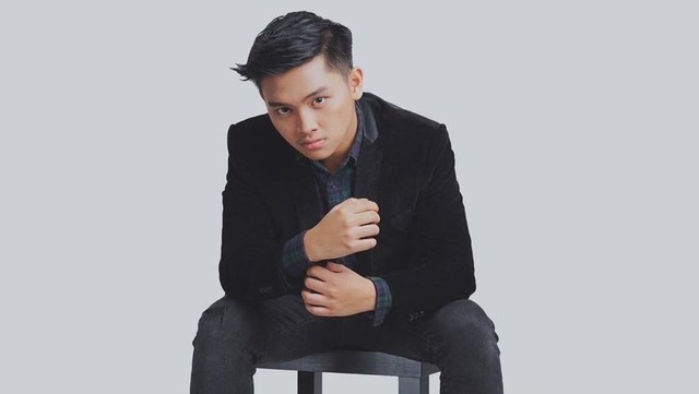 Update Informasi Selebriti InsertLive : Berkedok Acara Dinner Bareng, Aldy Maldini Eks CJR Diduga Tipus Fans