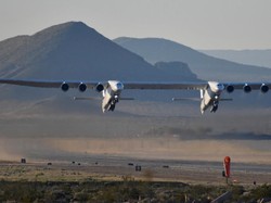 Pesawat Terbesar Dunia Dilego Rp 5,7 Triliun