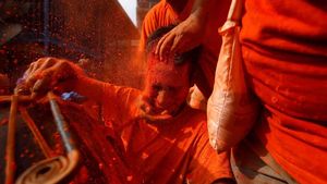 Melihat Kemeriahan Festival Kuning di Nepal