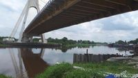 Ini Penampakan Jembatan Siak IV Riau yang Baut dan Kabelnya Dicuri