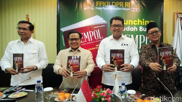 Kisah Perjalanan Karir Cak Imin dalam Buku