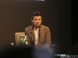 Kondisi Terkini Jeremy Renner Hawkeye Usai Kecelakaan