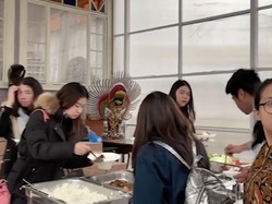 Suhu 2 Derajat Celsius Tak Surutkan WNI Mencoblos di Moskow