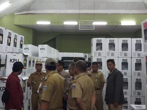 248.448 Surat Suara Mulai Dikirim ke 6 Kelurahan di Jagakarsa 248.448 Surat Suara Mulai Dikirim ke 6 Kelurahan di Jagakarsa