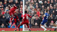 Sadio Mane menjadi pembuka keunggulan Liverpool. Dia menyelesaikan umpan dari Jordan Henderson pada menit ke-51. (Foto: Lee Smith/Actions Images via Reuters)