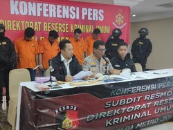 Polisi Tangkap Pembobol ATM Modus Ganjal ATM Pakai Tusuk Gigi