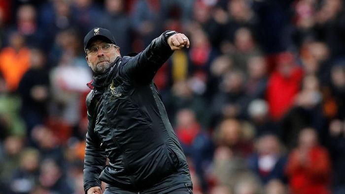 Juergen Klopp puas betul dengan penampilan Liverpool saat mengalahkan Chelsea 2-0 (REUTERS/Phil Noble) Juergen Klopp puas betul dengan penampilan Liverpool saat mengalahkan Chelsea 2-0 (REUTERS/Phil Noble)